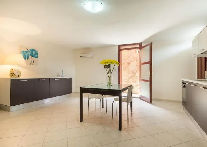 Regina - Doppia Vista Mare Con Giardino E Bbq *